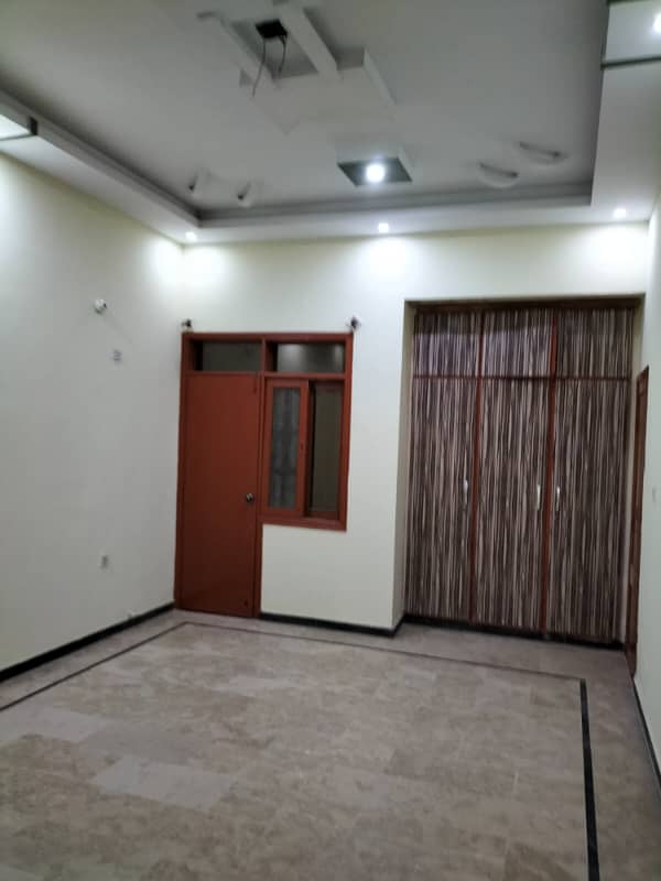 240 sq yards luxry portion for rent in kda society 3