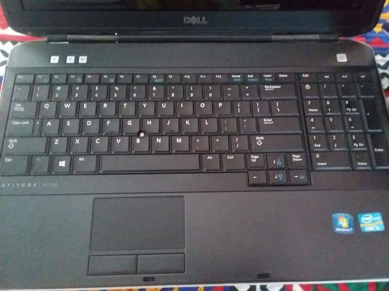 laptop for urgent sale 2