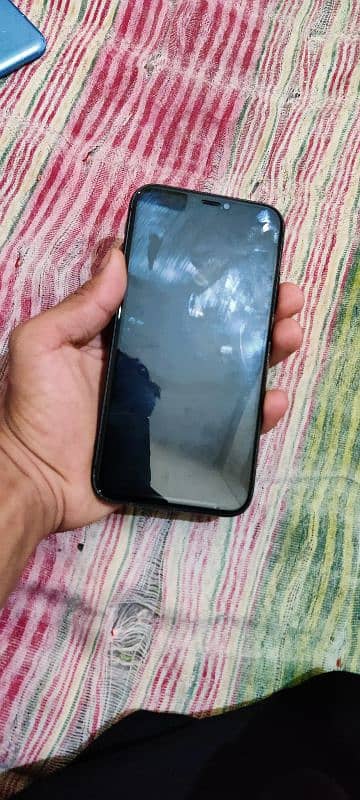 Iphone 11  64GB 1