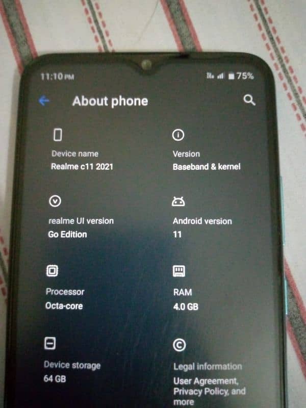 realme phone 4/64 2