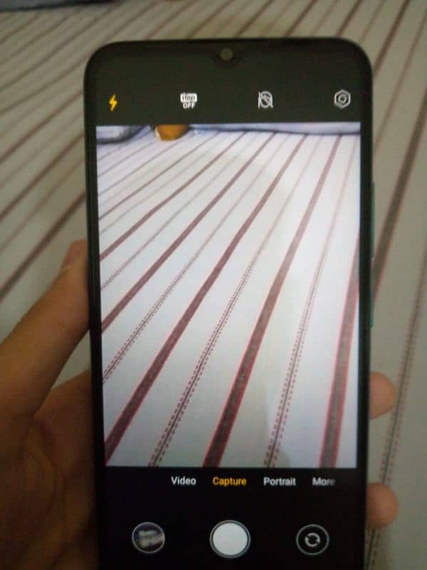 realme phone 4/64 3