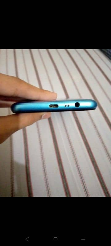 realme phone 4/64 4