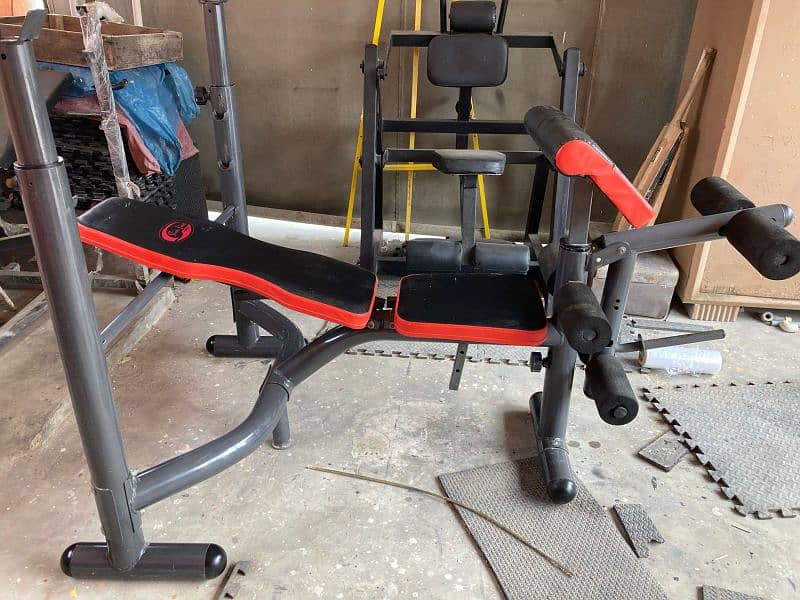 Gym benches and other fitness equipment 10