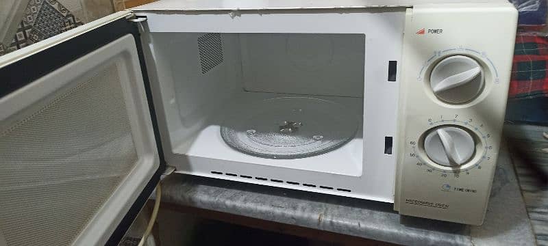 Haier microwave oven 1