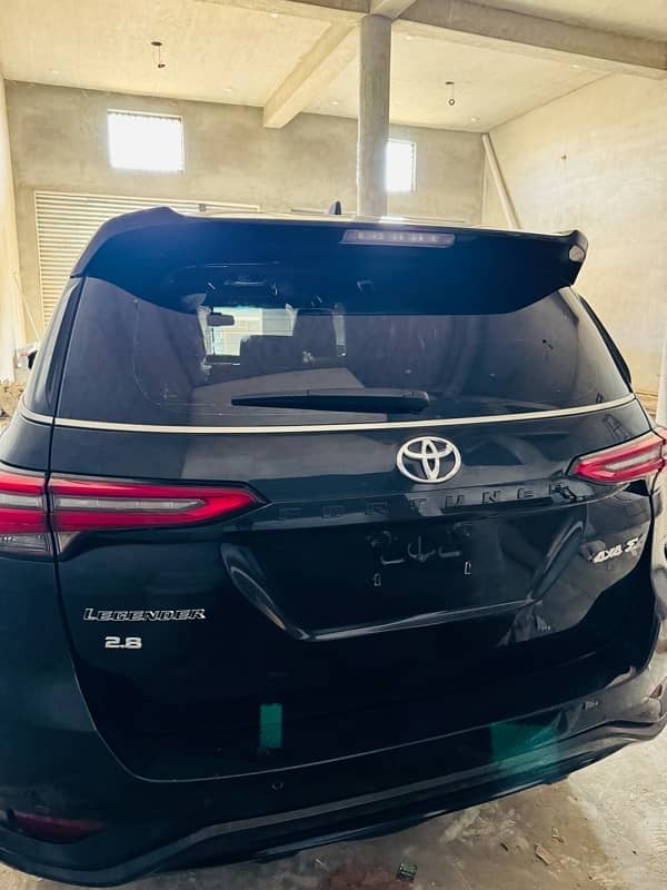 Toyota Fortuner Legender 2022 5