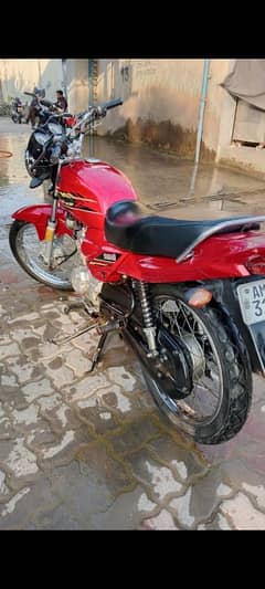 Yamaha yB125z  good condition