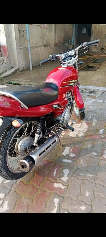 Yamaha yB125z  good condition 2