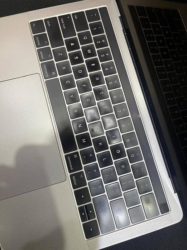 Macbook pro 2017 10