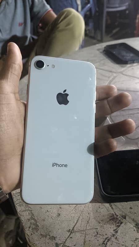 iPhone 8 factory unlocked 0