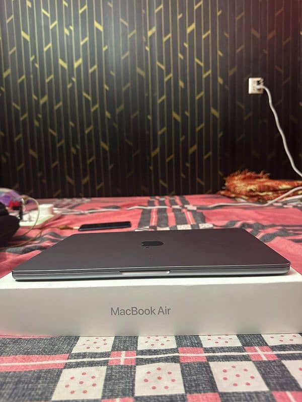 Space_Grey Apple Macbook Air M2 4