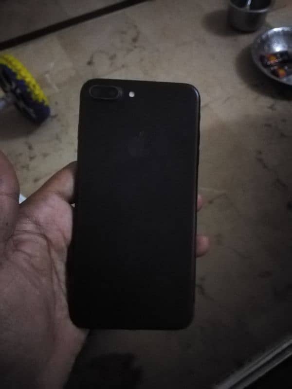 IPhone 7 plus pta approve all ok  only battery change hy 0