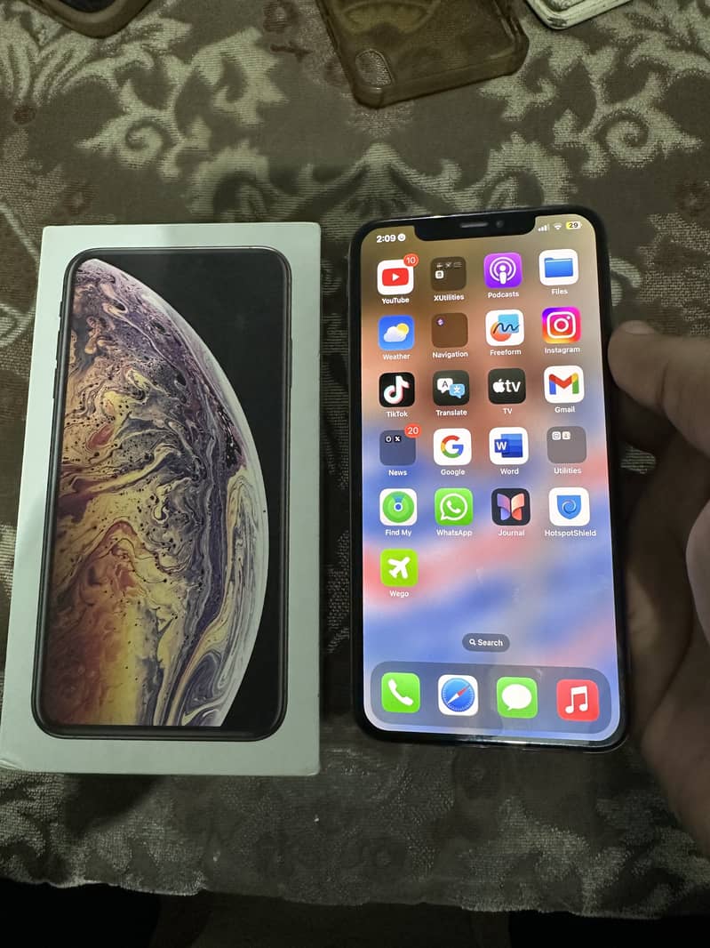 iPhone XS Max 256 Gb 0