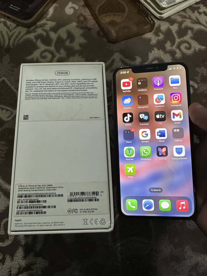 iPhone XS Max 256 Gb 4