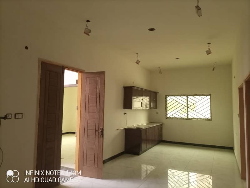 145 Sq Yards Corner New Brand House For Rent in Gulshan-e-Maymar 2