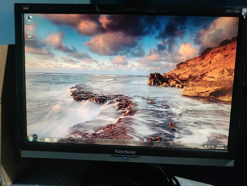 19 inch LCD shade 2k, 17 inch wide fresh 3.5k , 03122810637 6