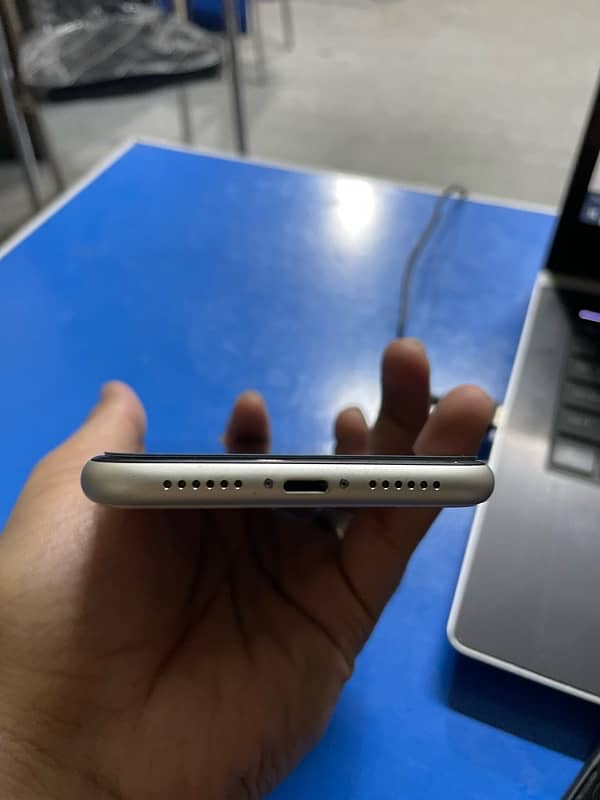 iphone 11 non pta 256 2