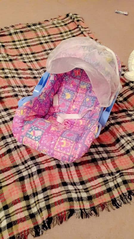 baby Carry cot 2