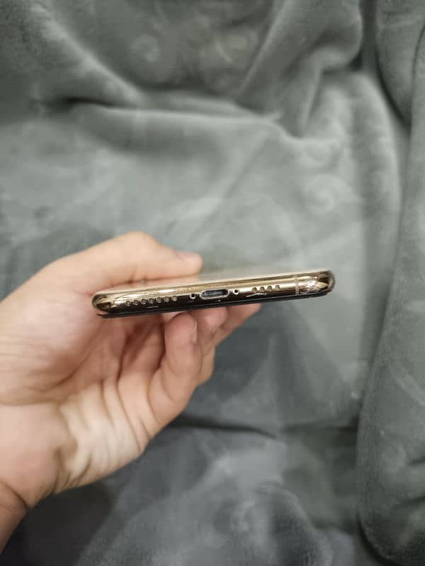 Iphone XS Max 64GB PTA approved 2