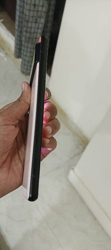 Google Pixel 8/128 condition 10/10 3