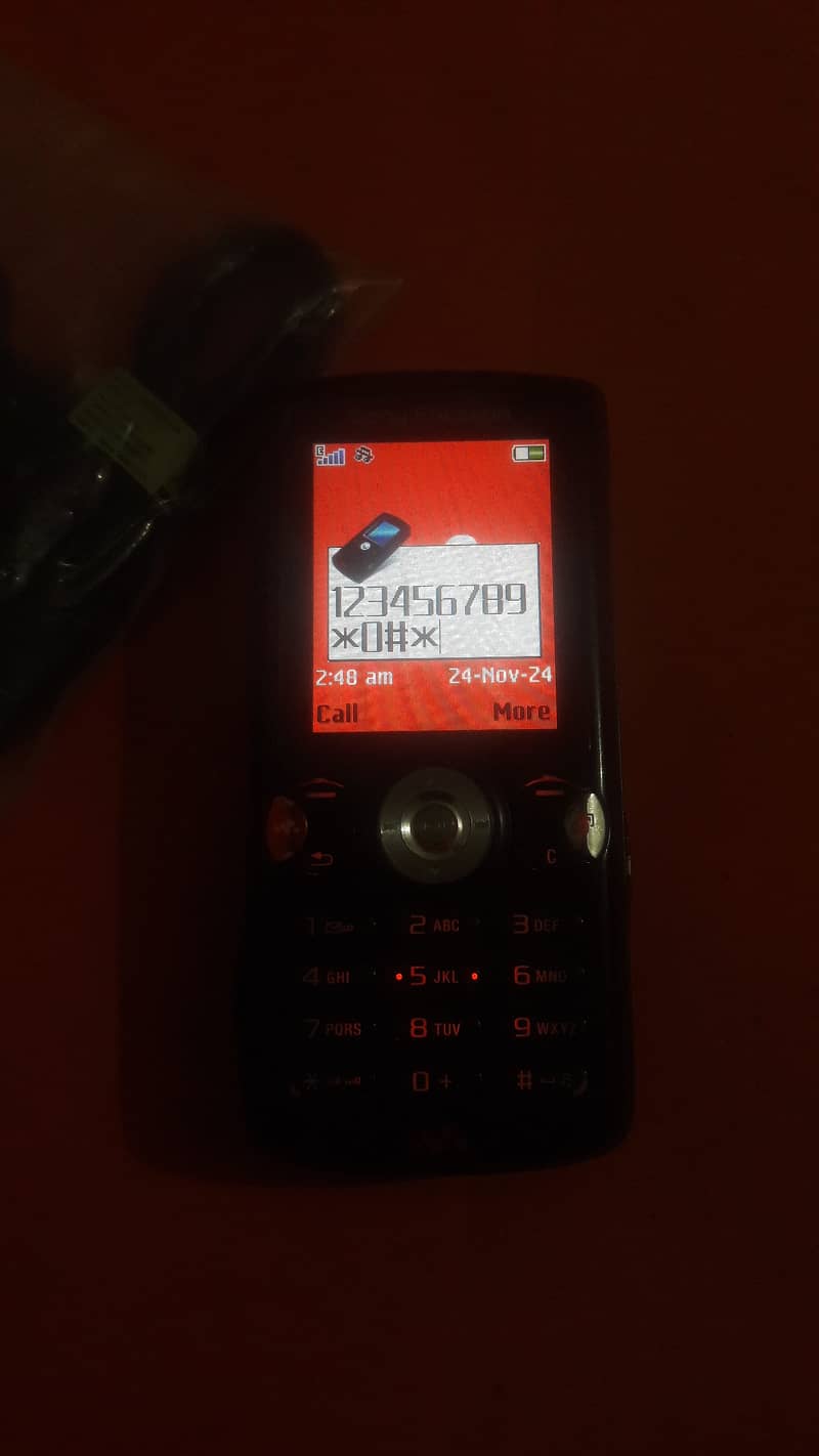 Sony Ericsson W810i 15