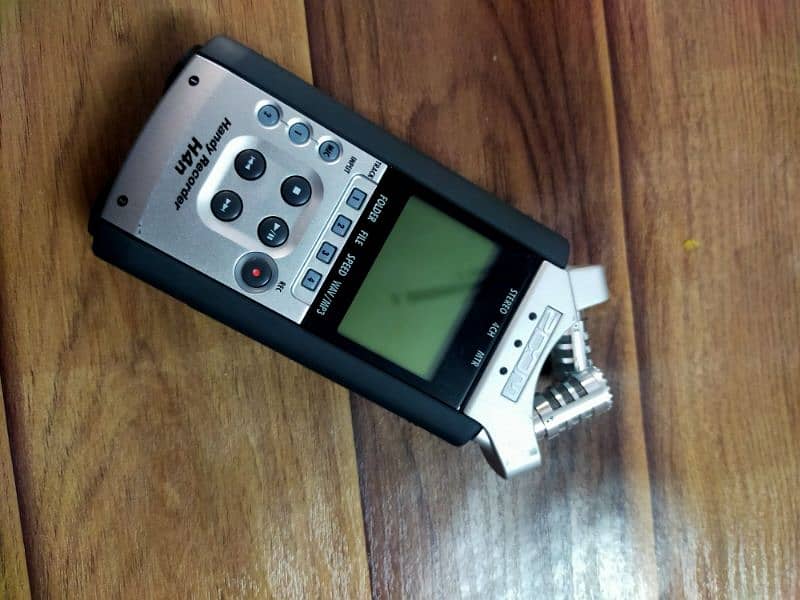 zoom H4n Audio Recorder 7