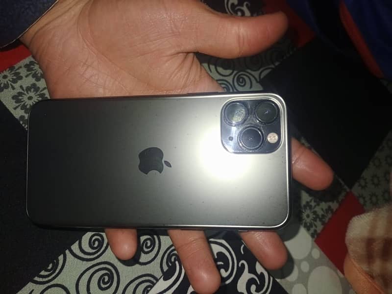 iPhone 11pro jv 64gb 14