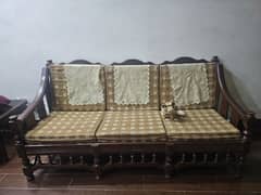 wooden 5 seater Sofa set.