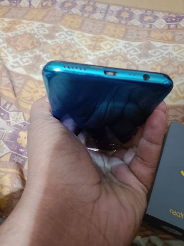 Realme 3 4gb 64gb complet box charger 1