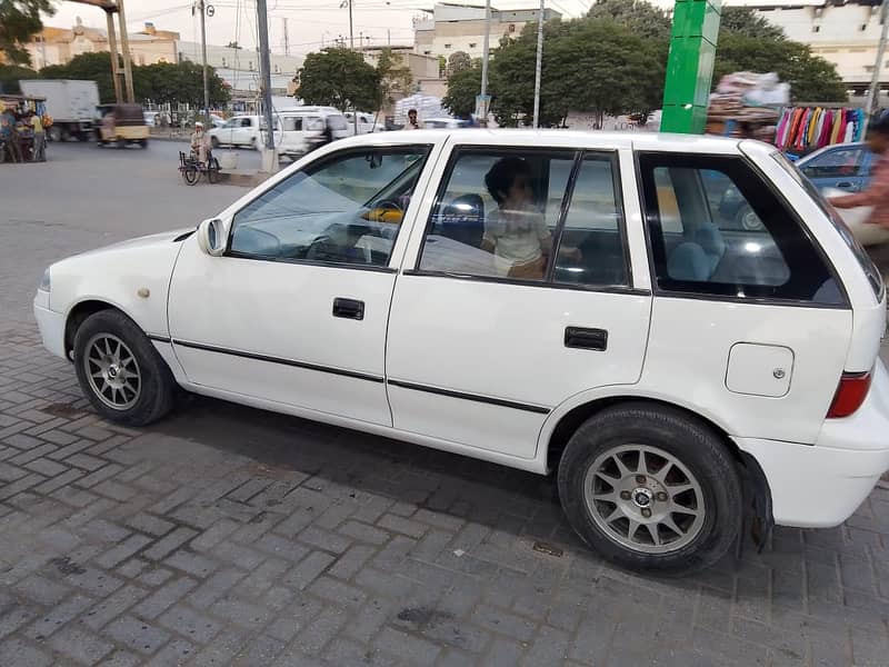 Suzuki Cultus VXL 2001 1