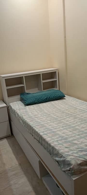 2 Single Beds with Mattress + Shelf/Drawers 1