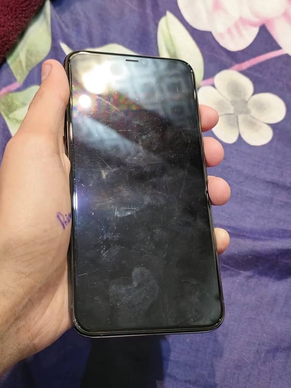 APPLE IPHONE 11 PRO MAX 2