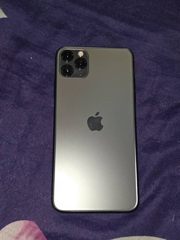 APPLE IPHONE 11 PRO MAX 4