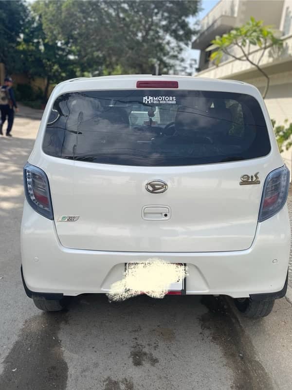 Daihatsu Mira 2014 1