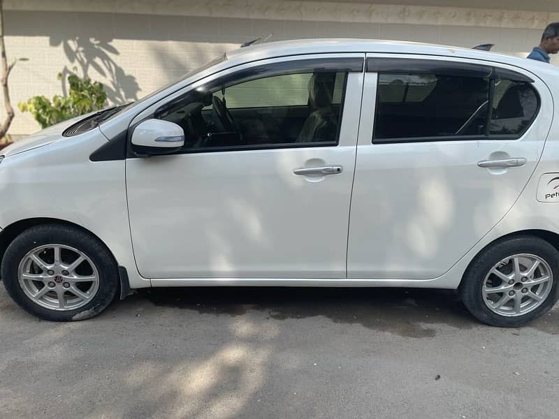 Daihatsu Mira 2014 6