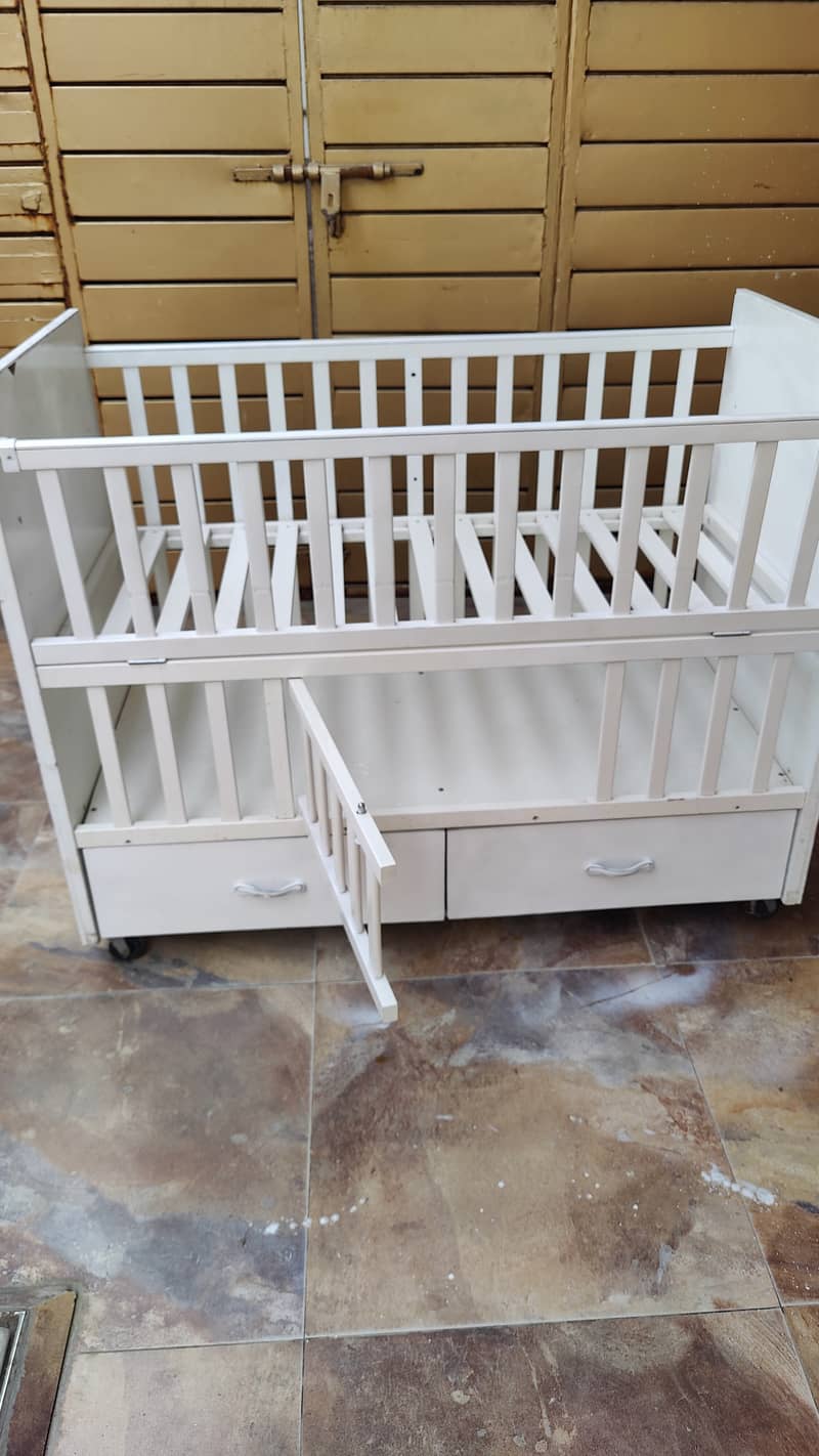 baby cot 3