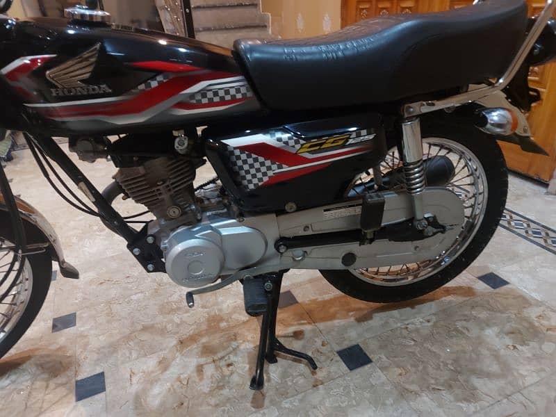 honda 125 2024 4