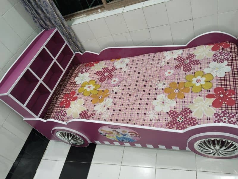 kids bed and mattress new condition 2