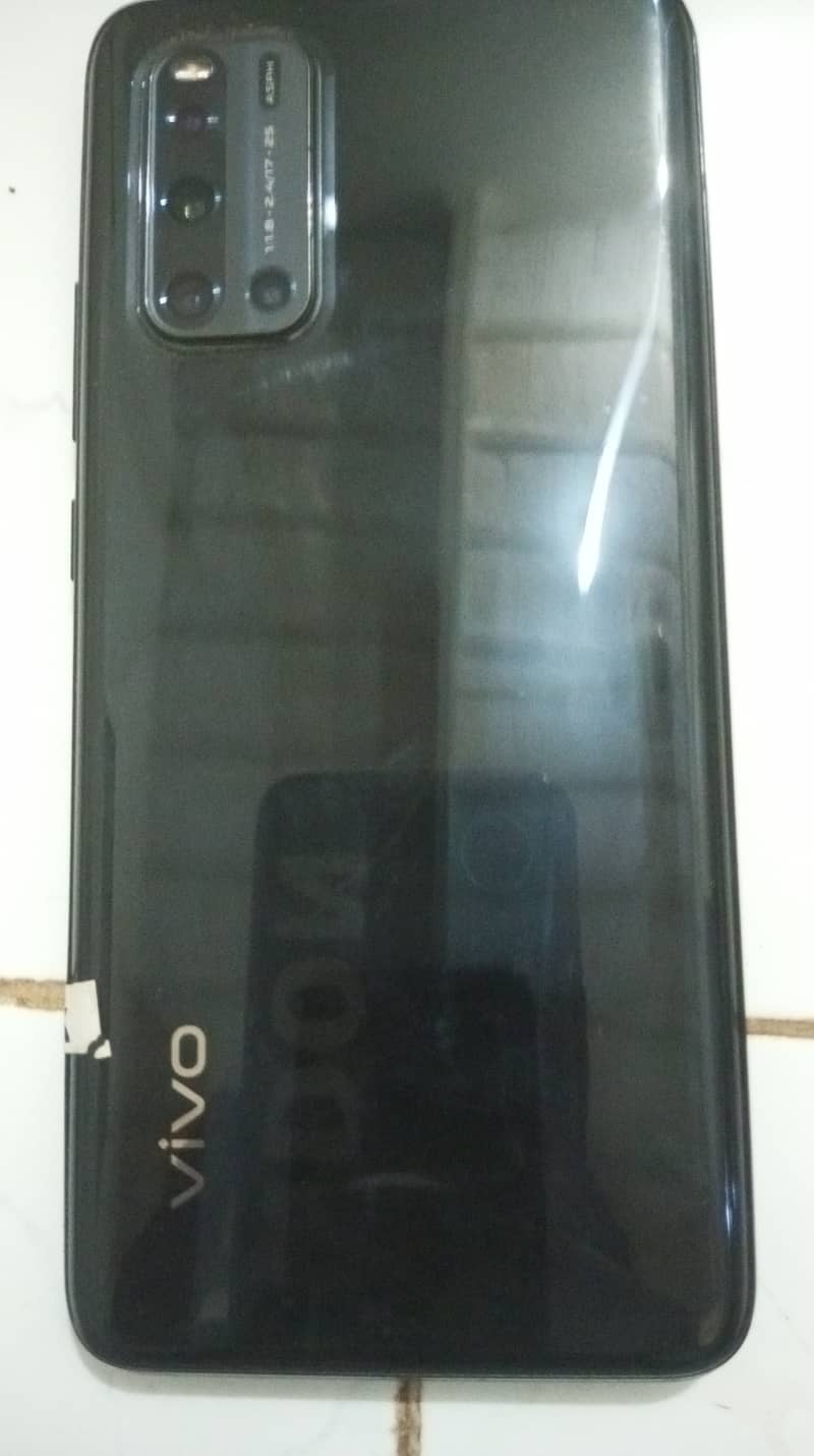 Vivo V19 @ 8/128 with Box n Charger 4