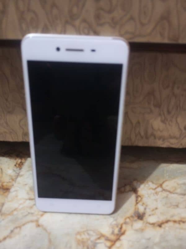 Oppo A37 availablesale all ok 10/9 conditions 0