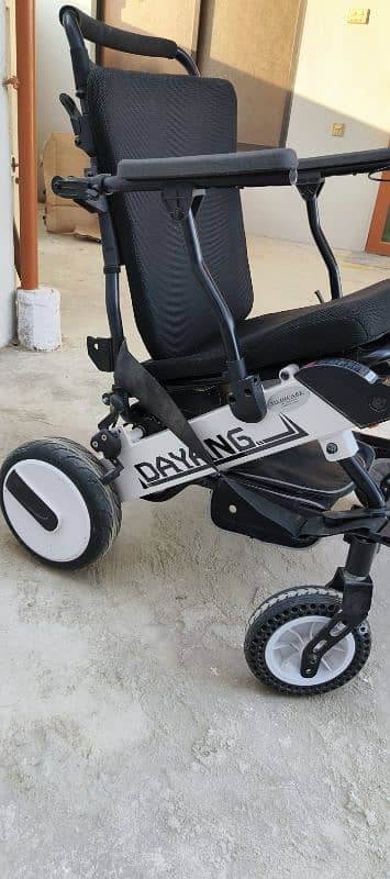 Electronic wheelchair 2