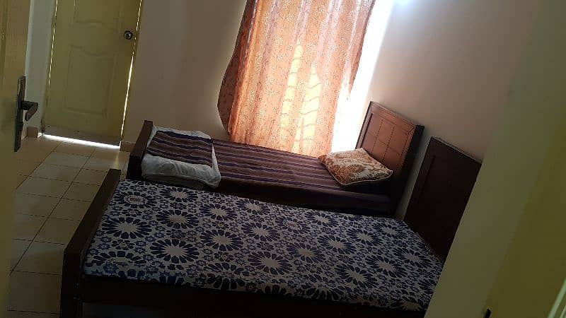 Single Bed Available for sale 0