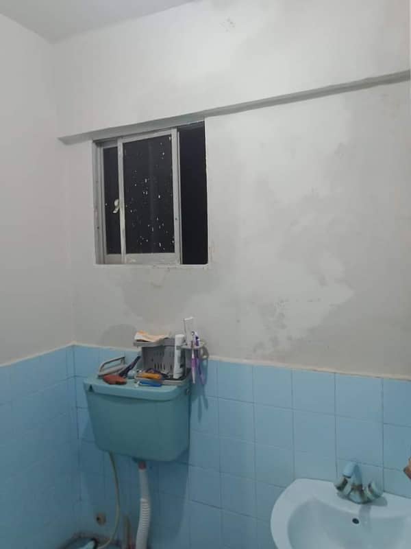 1 Bed Lounge Flat For Sale In Kaneez Fatima 10