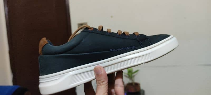 One Degree Sneakers | Size 39 1