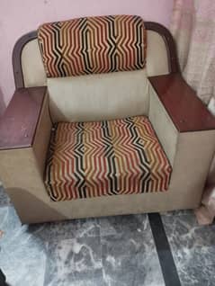 Urgent Comfort Sale Sofa Set