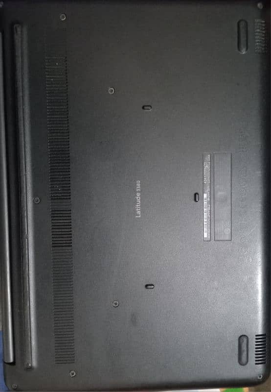 Dell Latitude 3380 1