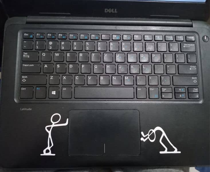 Dell Latitude 3380 2