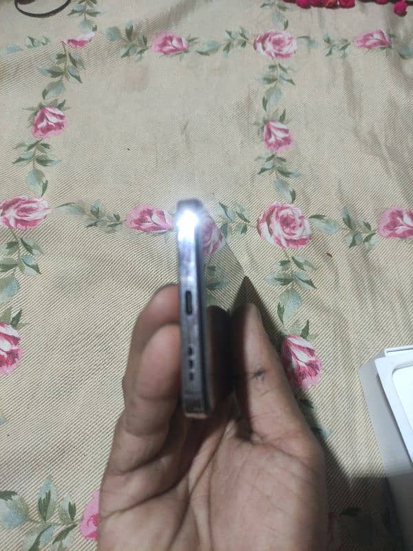 oppo Reno 12 f urgent sall 3