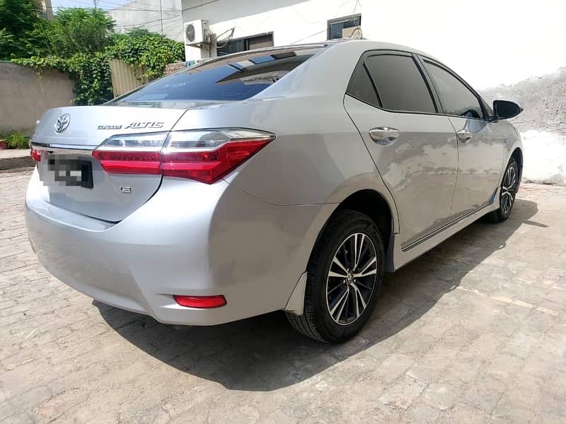 Toyota Corolla Altis 2018 1