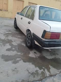 Nissan Sunny 1985