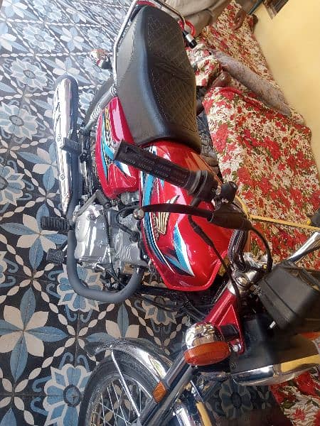 i am selling a bike 7